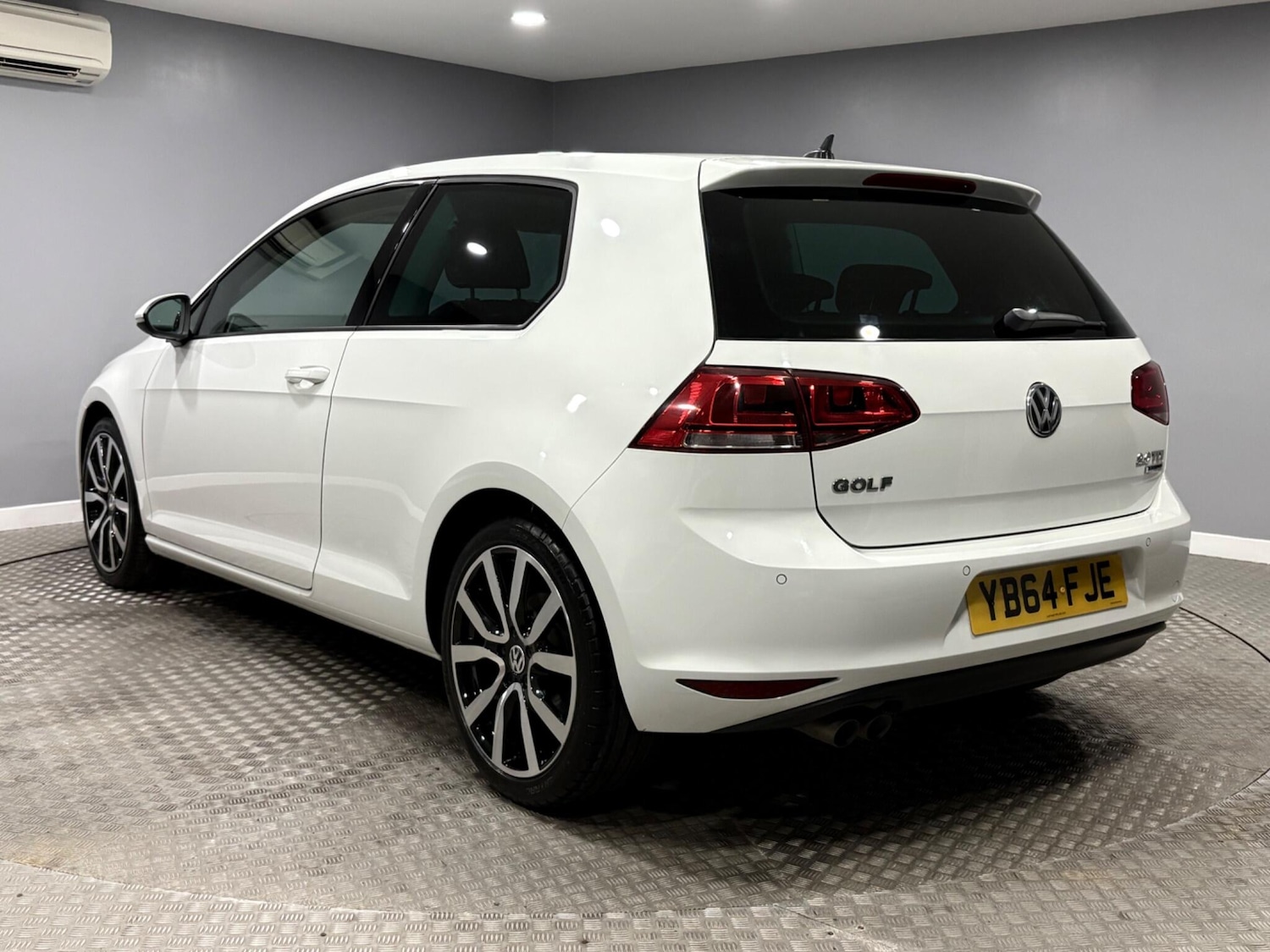 Used Volkswagen Golf 2014 for sale - 77924972: Photo 5