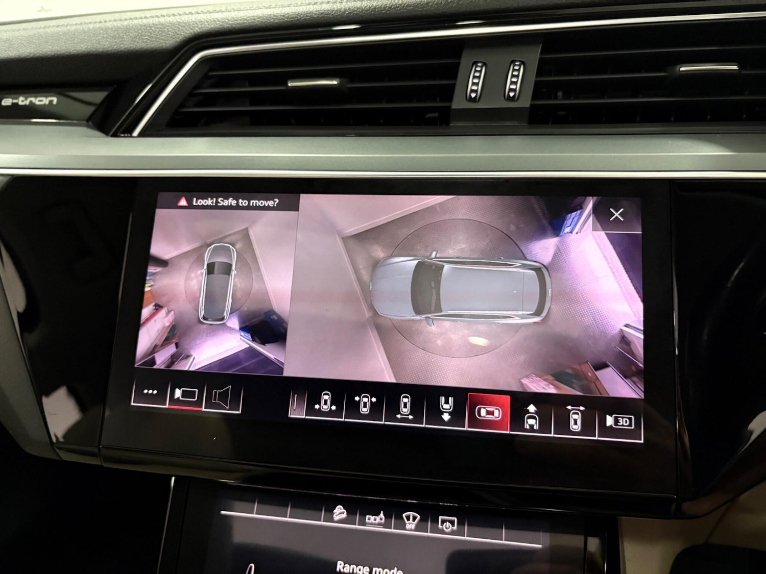 Used Audi e-tron 2020 for sale - 76166561: Photo 25