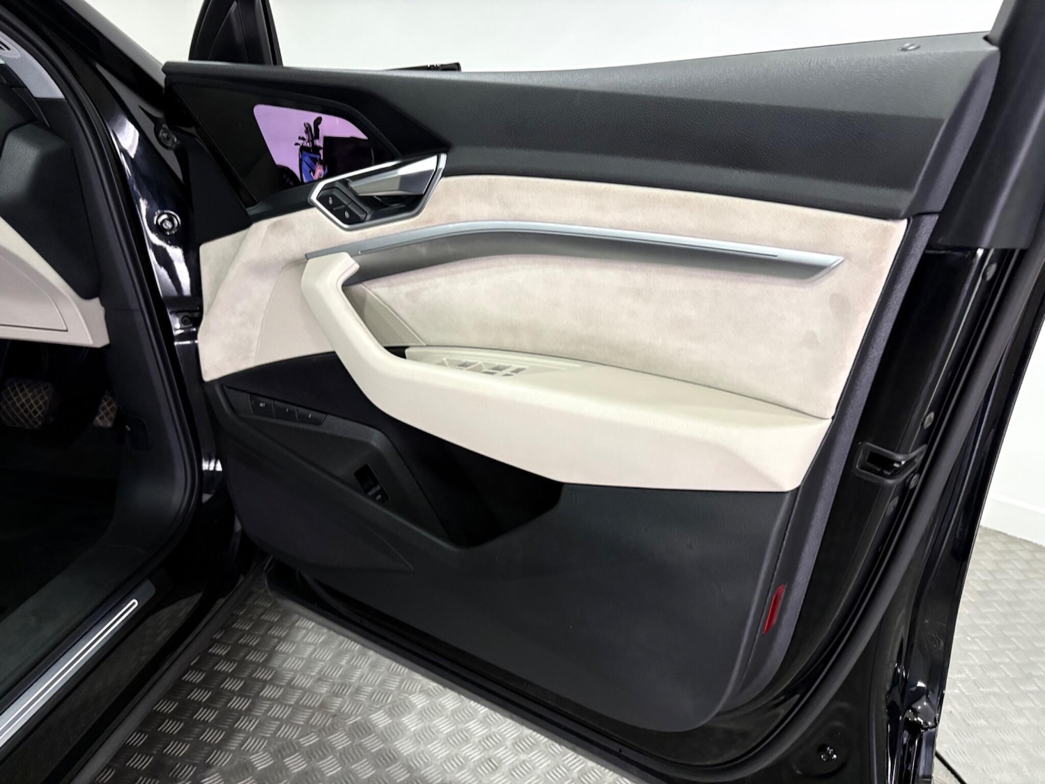 Used Audi e-tron 2020 for sale - 76166561: Photo 45
