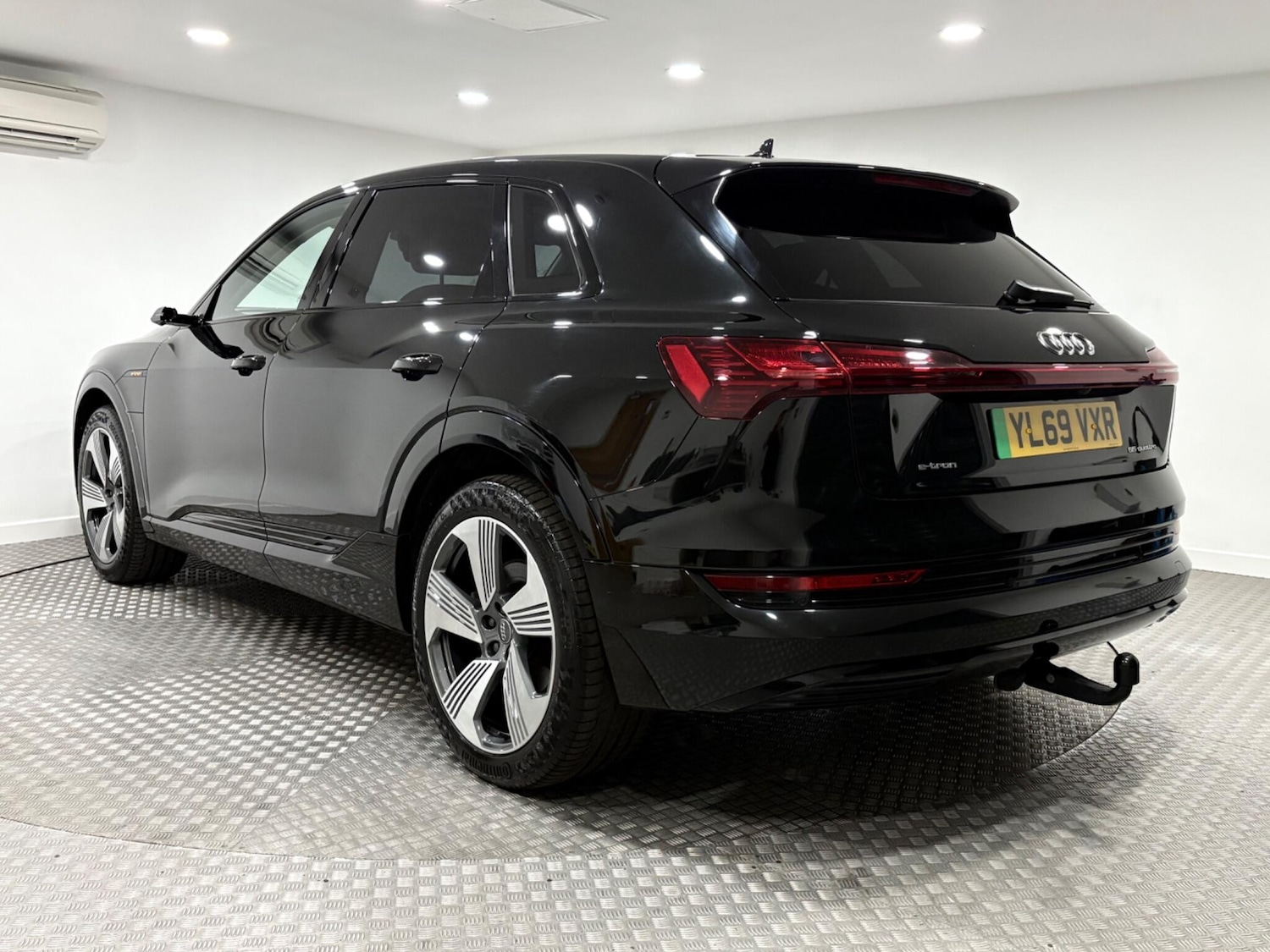 Used Audi e-tron 2020 for sale - 76166561: Photo 5