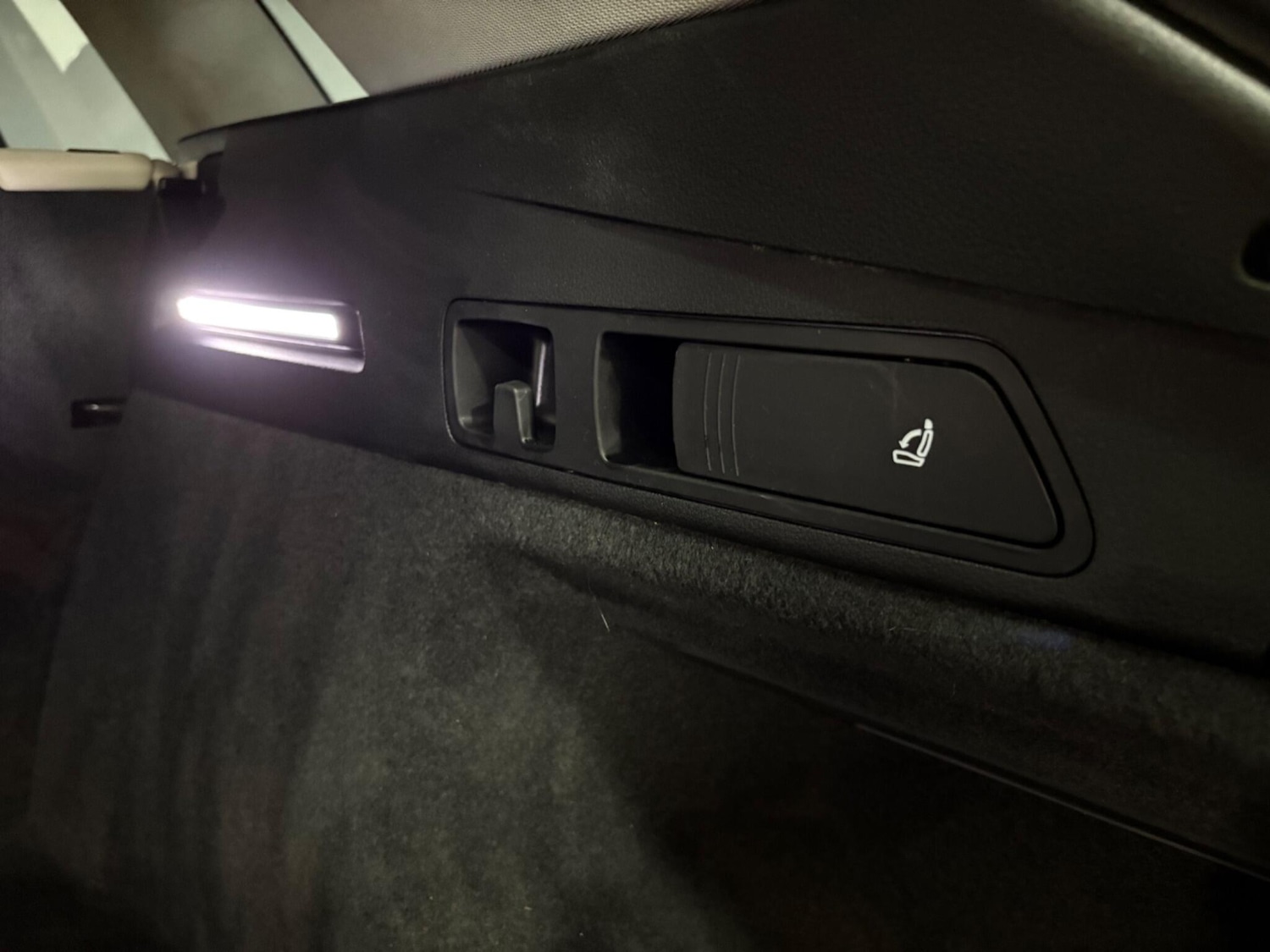 Used Audi e-tron 2020 for sale - 76166561: Photo 52