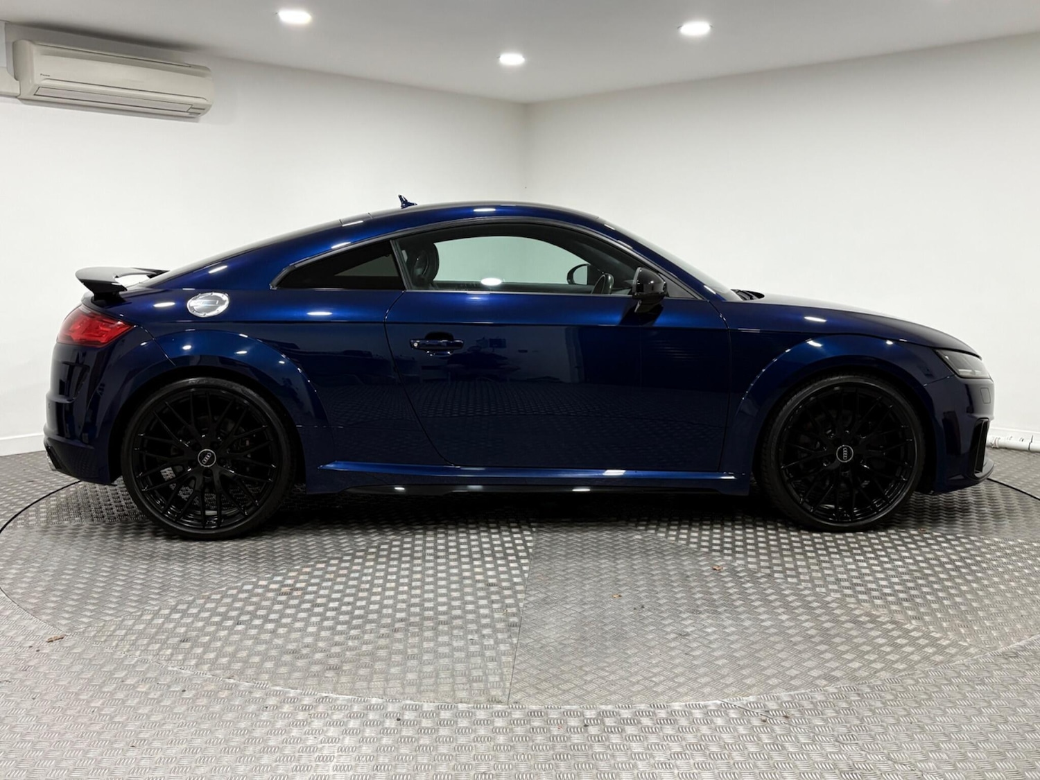 Used Audi TTS 2021 for sale - 76424321: Photo 2