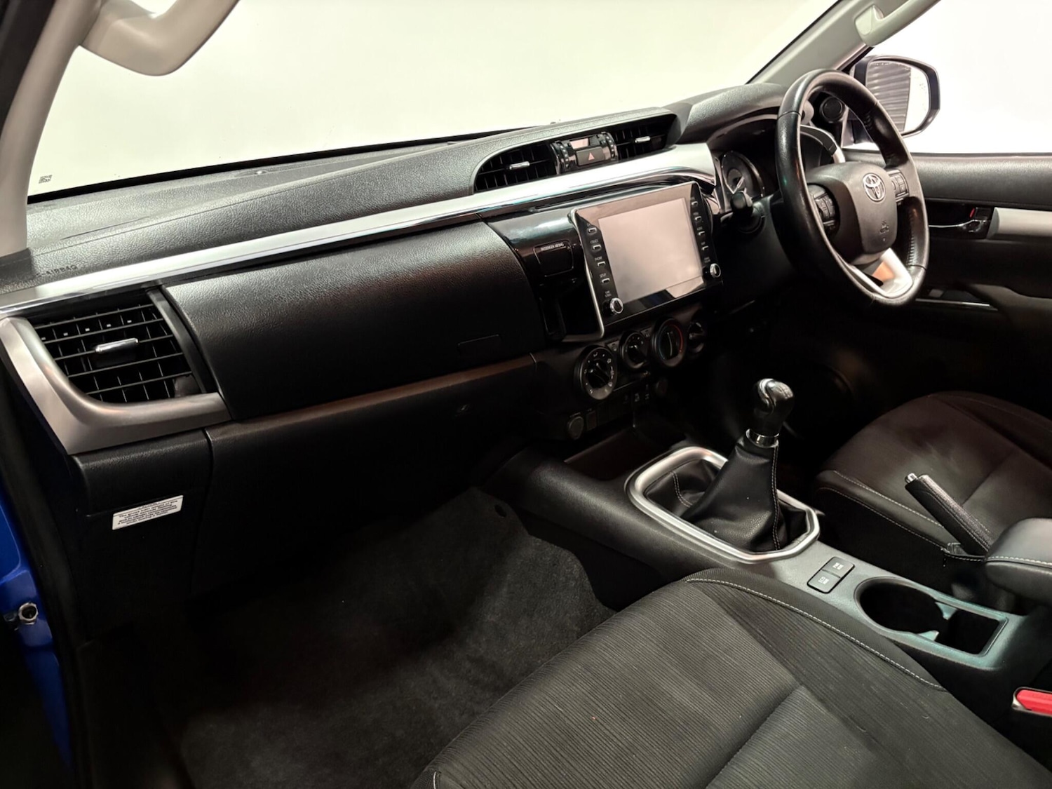 Used Toyota Hilux 2021 for sale - 77021005: Photo 11