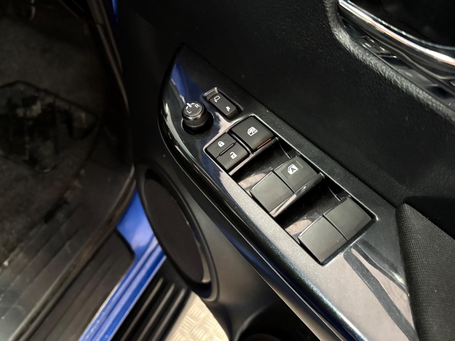 Used Toyota Hilux 2021 for sale - 77021005: Photo 33