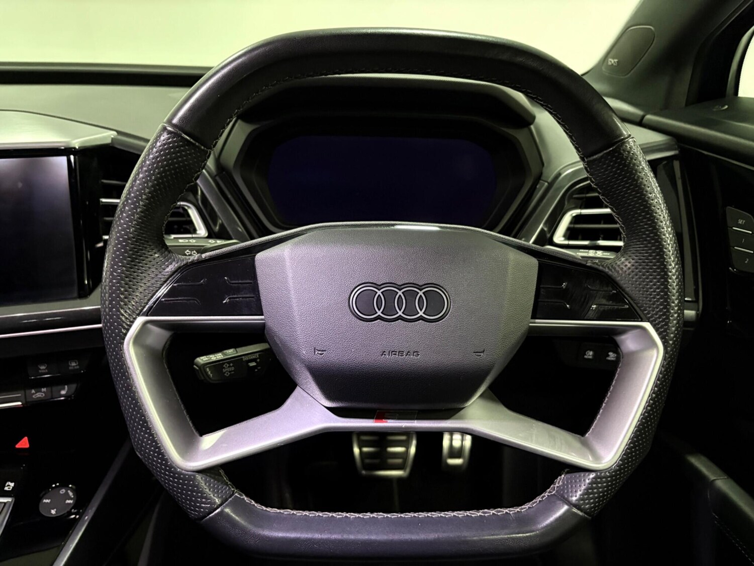 Used Audi Q4 e-tron 2021 for sale - 77658734: Photo 16