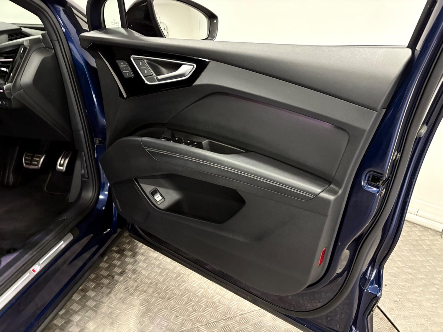 Used Audi Q4 e-tron 2021 for sale - 77658734: Photo 43