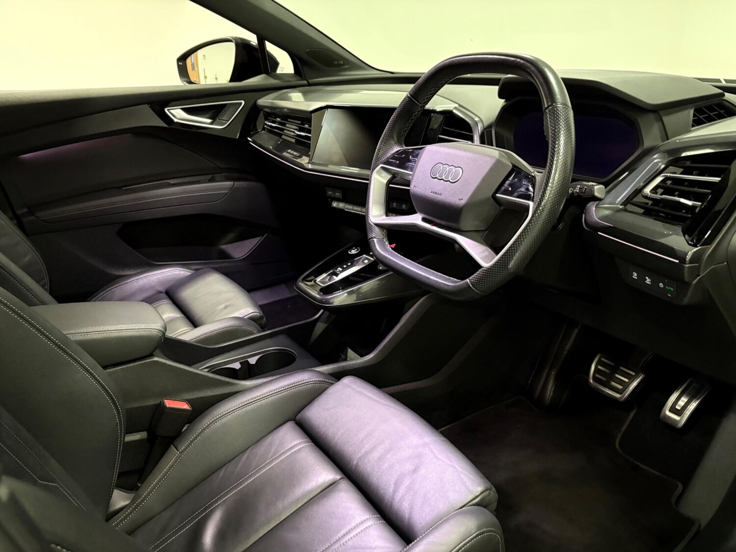 Used Audi Q4 e-tron 2021 for sale - 77658734: Photo 9