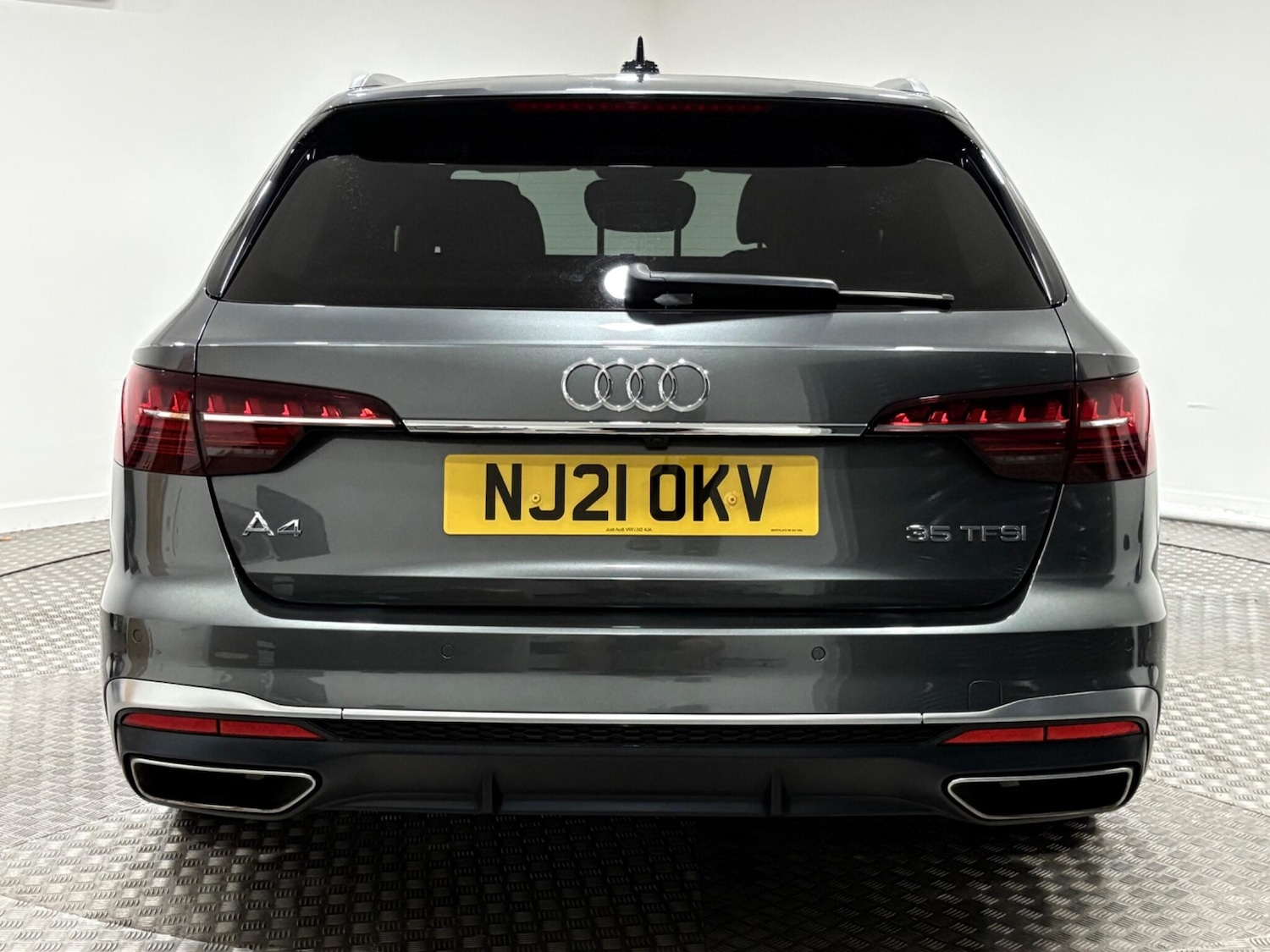 Used Audi A4 2021 for sale - 77021145: Photo 4