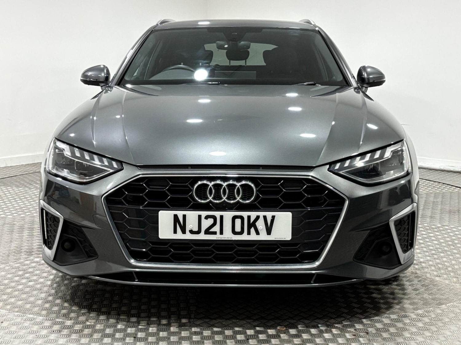 Used Audi A4 2021 for sale - 77021145: Photo 8