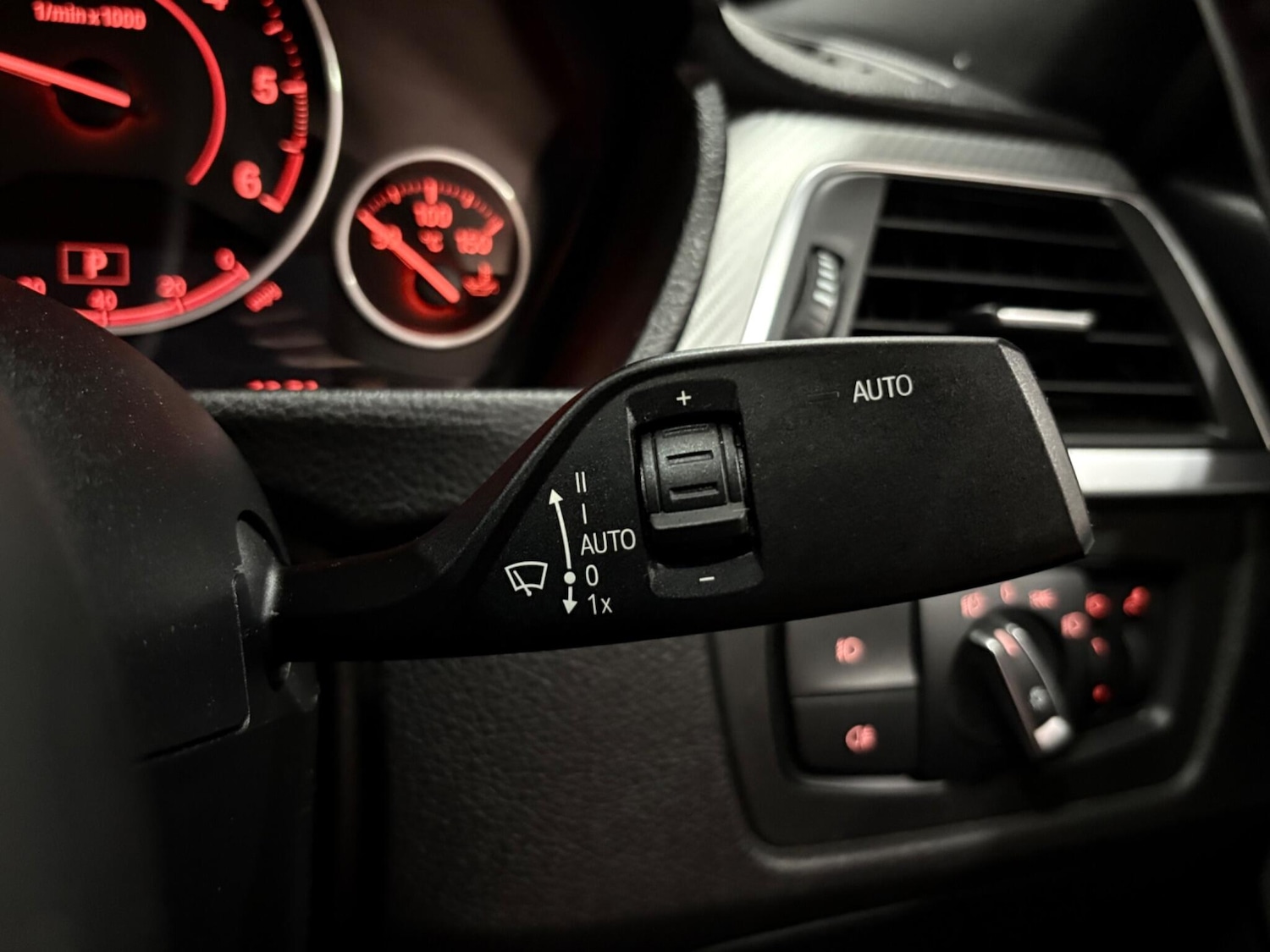 Used BMW 3 Series 2019 for sale - 77021093: Photo 19