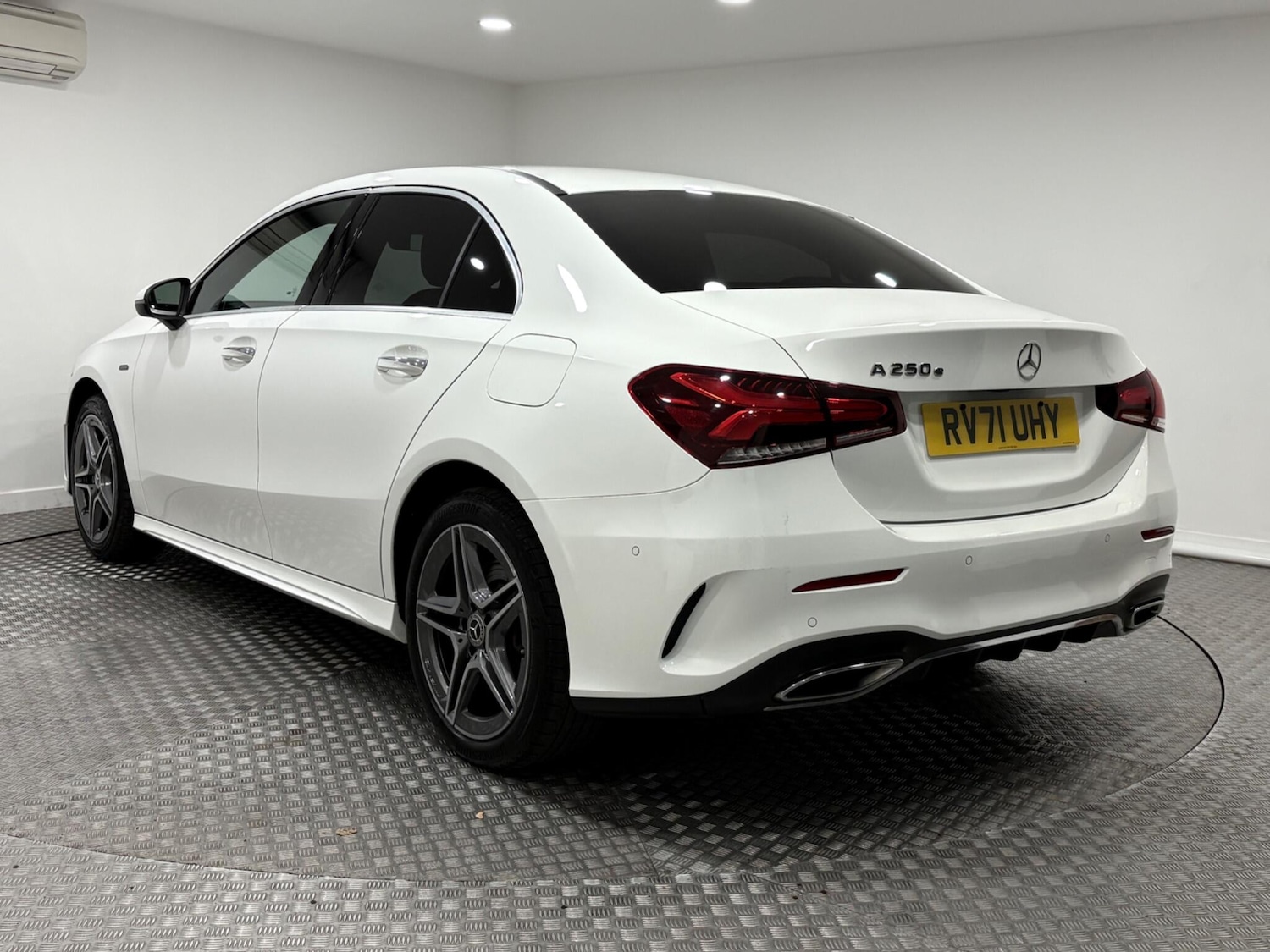 Used Mercedes-Benz A-Class 2021 for sale - 76336141: Photo 5