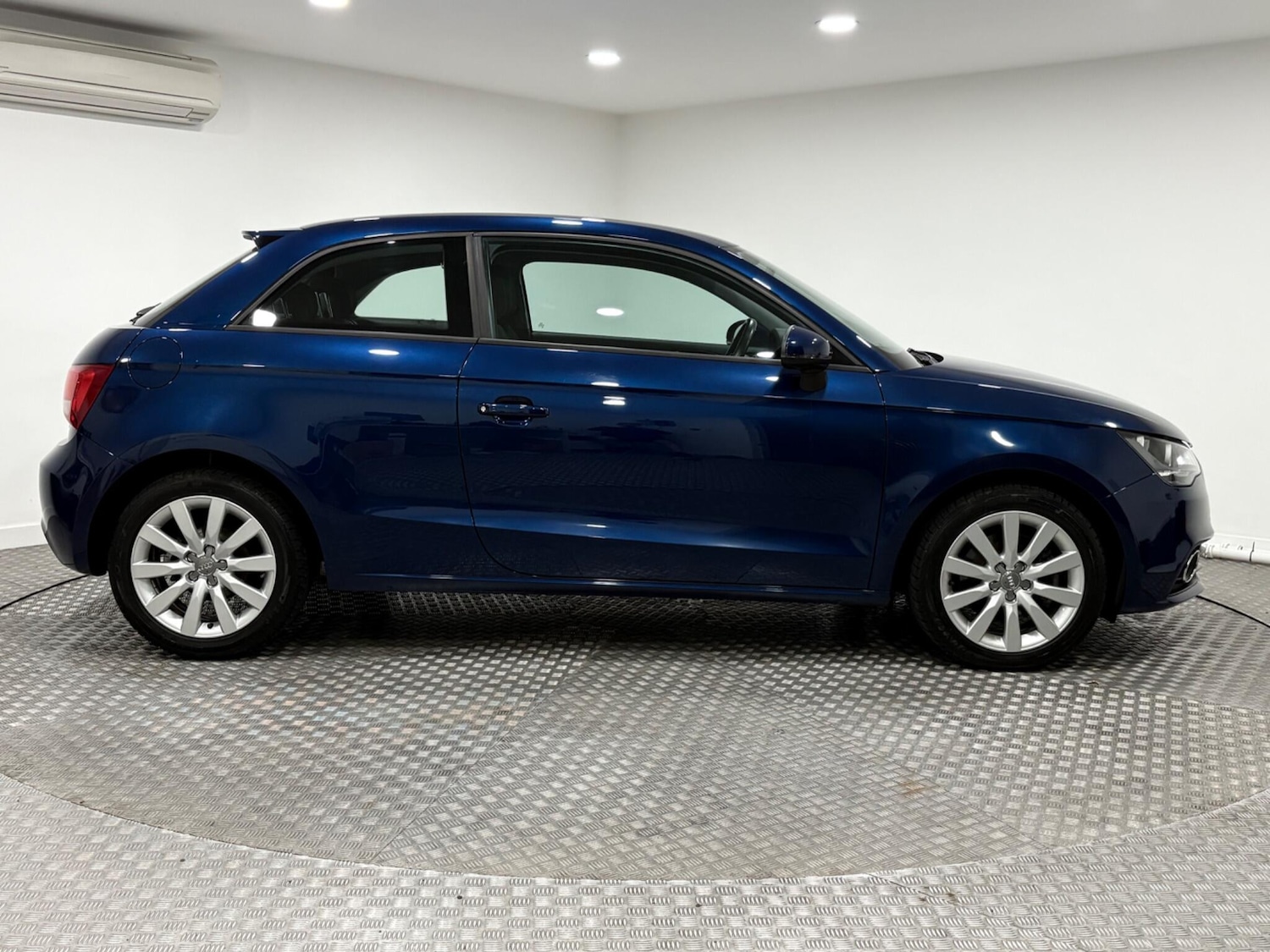 Used Audi A1 2014 for sale - 76432014: Photo 2