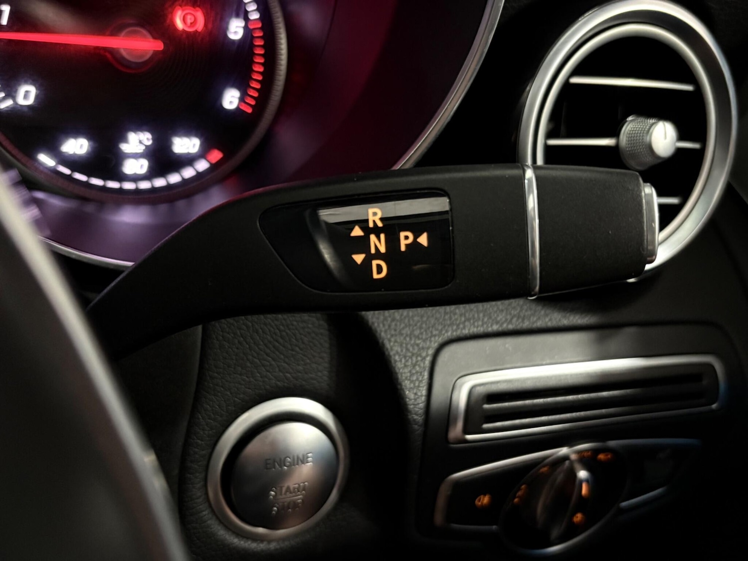 Used Mercedes-Benz GLC 2017 for sale - 77021108: Photo 19