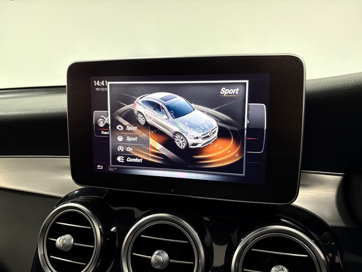 Used Mercedes-Benz GLC 2017 for sale - 77021108: Photo 24