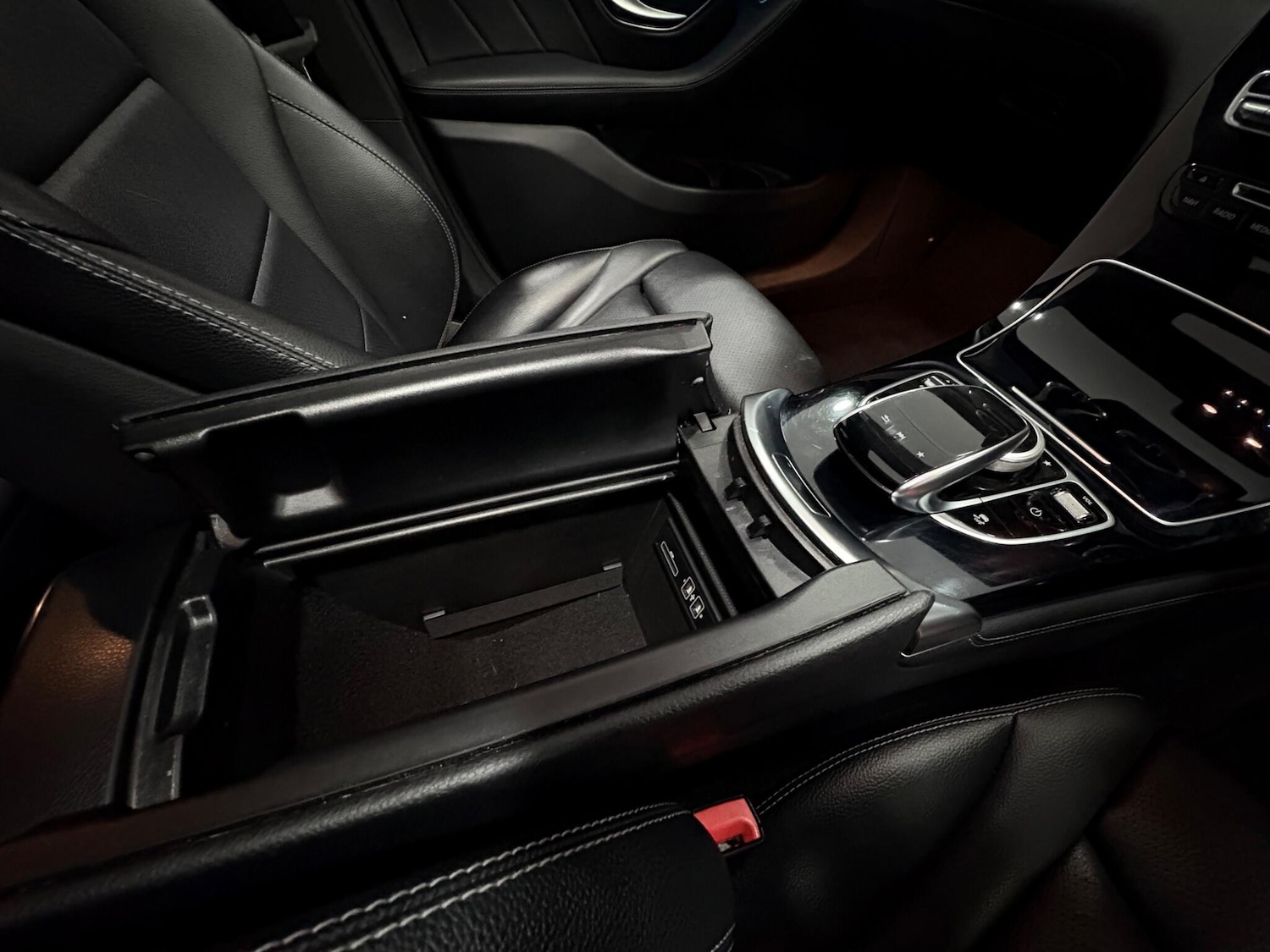 Used Mercedes-Benz GLC 2017 for sale - 77021108: Photo 35