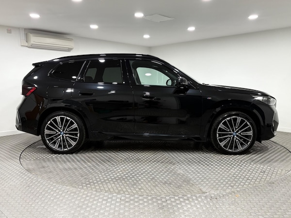 Used BMW iX1 2023 for sale - 76095233: Photo 2