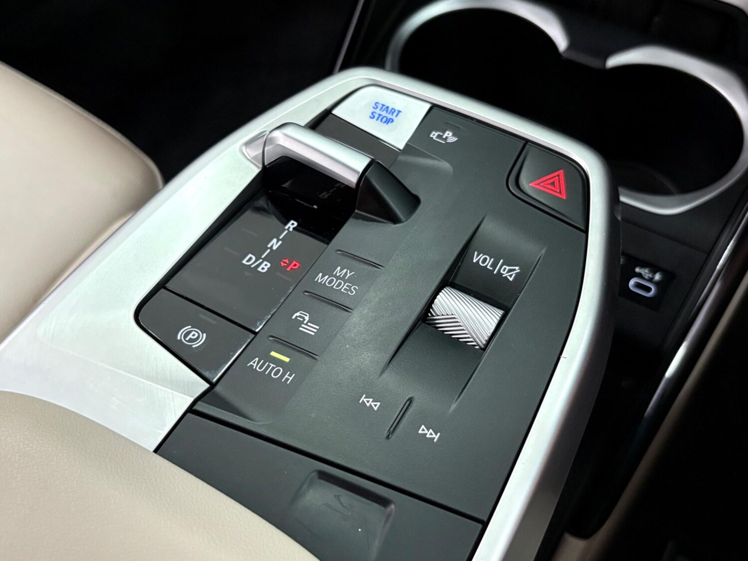 Used BMW iX1 2023 for sale - 76095233: Photo 32