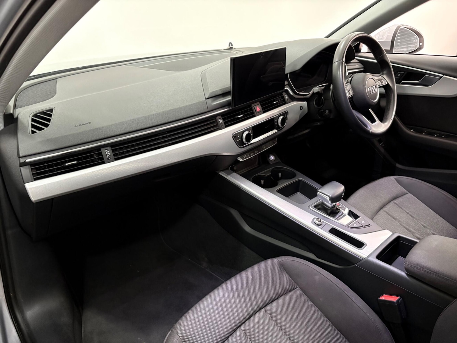 Used Audi A4 Avant 2022 for sale - 77021218: Photo 11