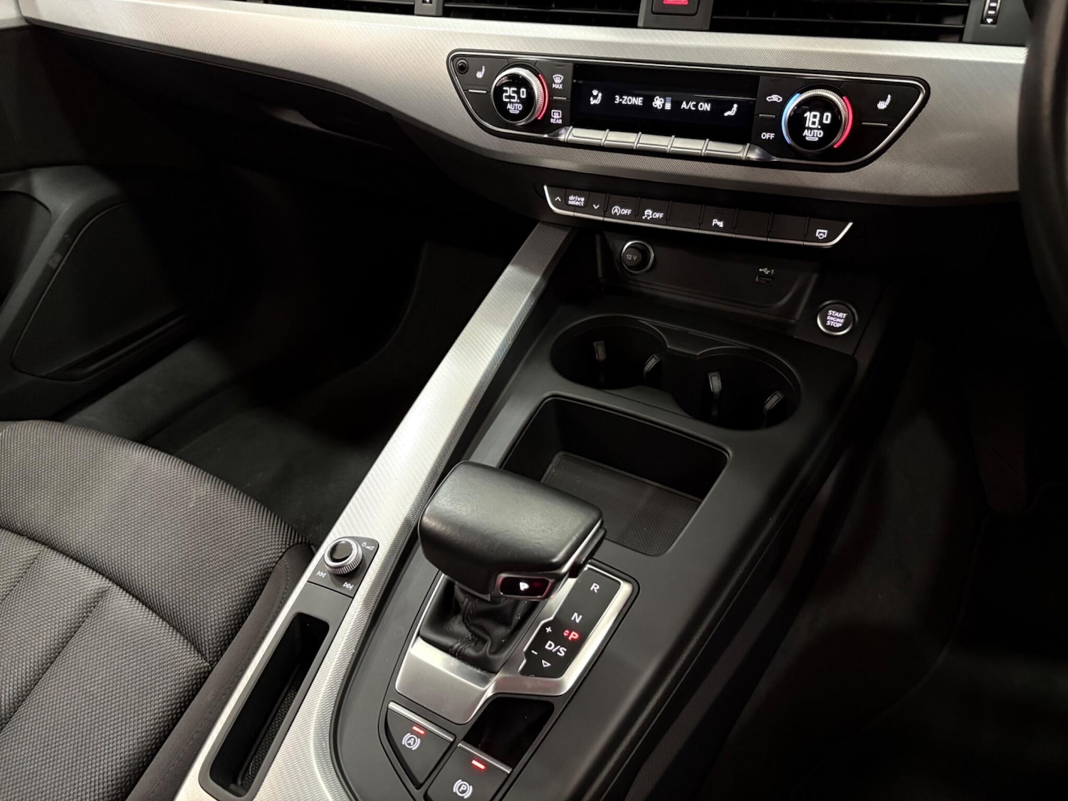 Used Audi A4 Avant 2022 for sale - 77021218: Photo 32