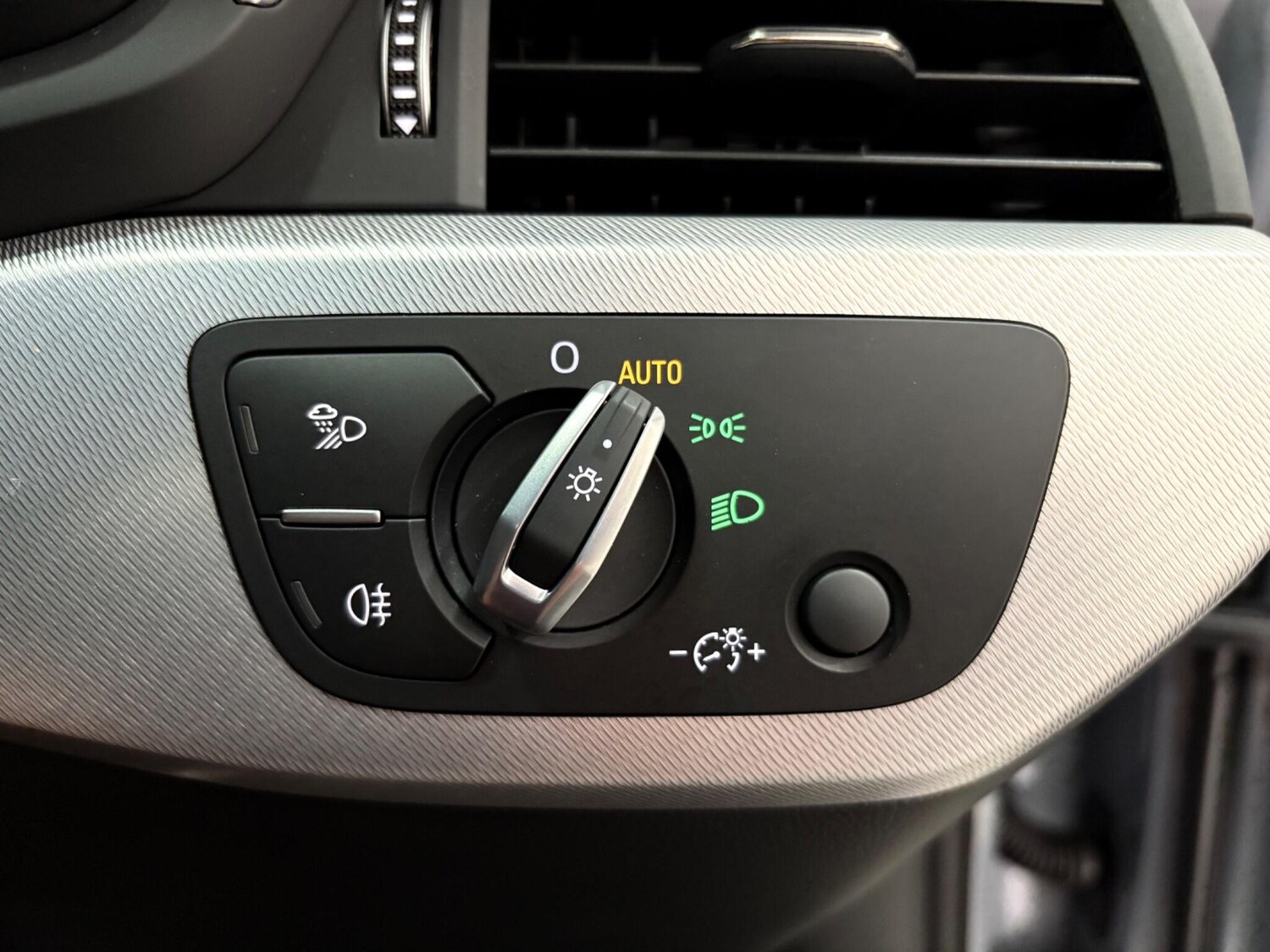 Used Audi A4 Avant 2022 for sale - 77021218: Photo 37