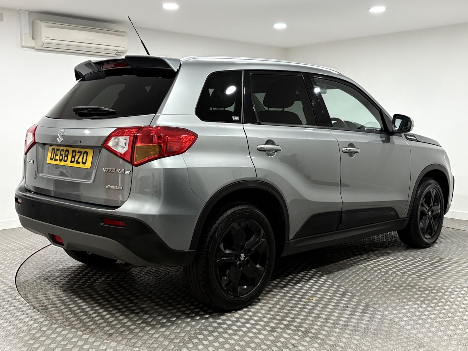 Used Suzuki Vitara 2018 for sale - 76084617: Photo 3