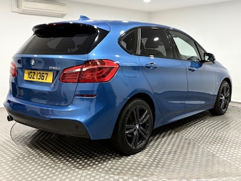 Used BMW 2 Series 2017 for sale - 76472365: Photo