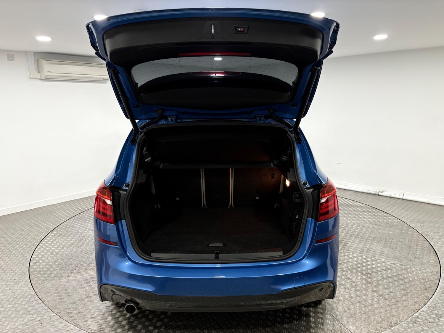 Used BMW 2 Series 2017 for sale - 76472365: Photo 42