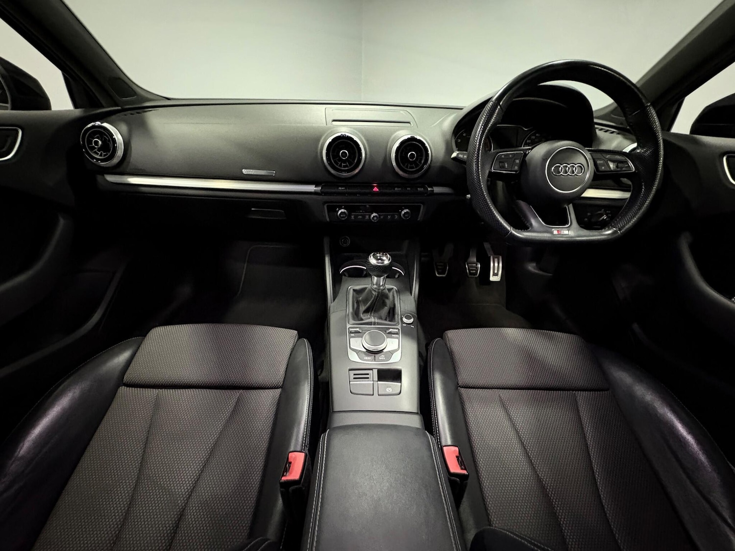 Used Audi A3 2017 for sale - 77696059: Photo 10