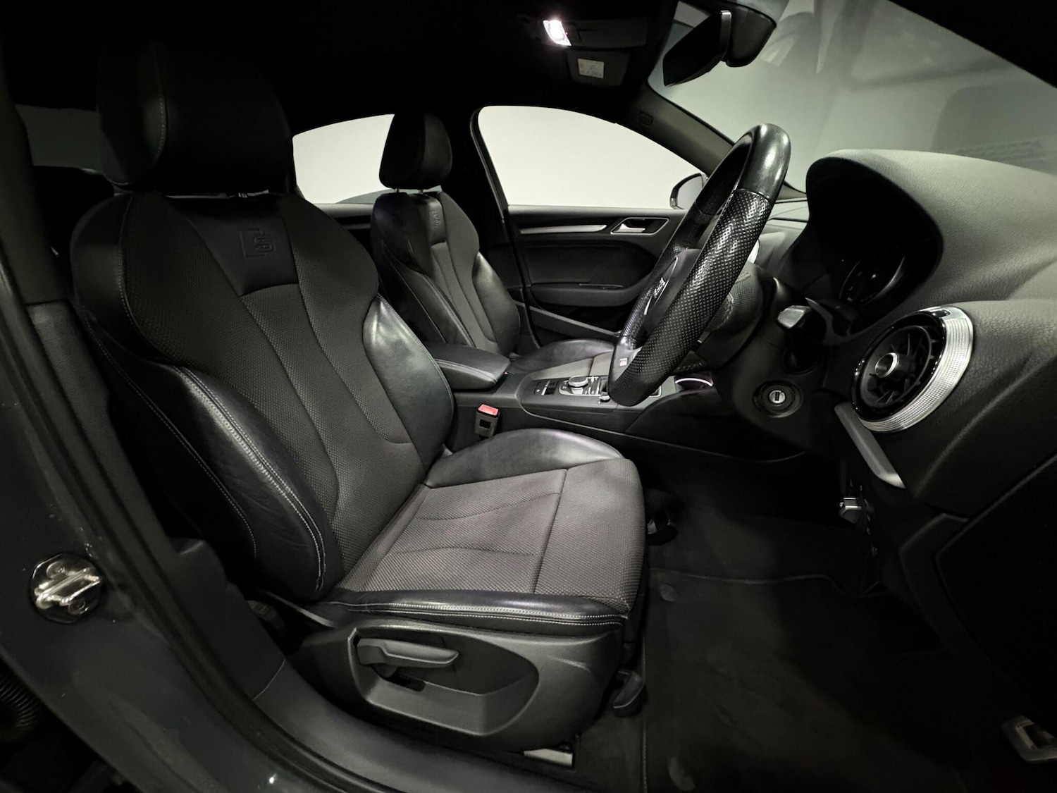 Used Audi A3 2017 for sale - 77696059: Photo 12