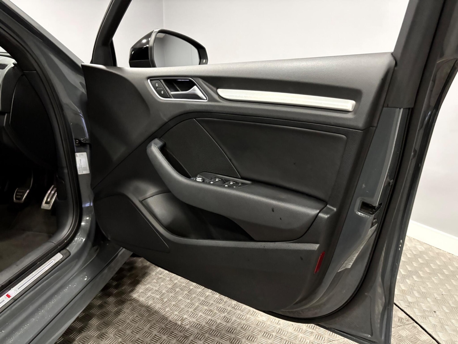 Used Audi A3 2017 for sale - 77696059: Photo 35