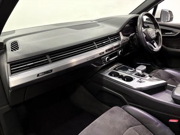 Used Audi Q7 2018 for sale - 75635074: Photo 11