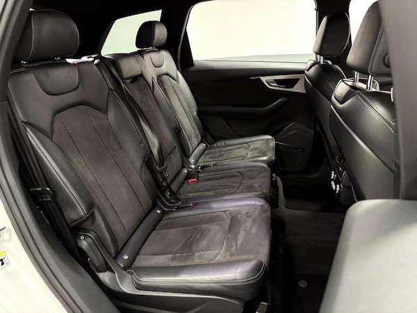 Used Audi Q7 2018 for sale - 75635074: Photo 42