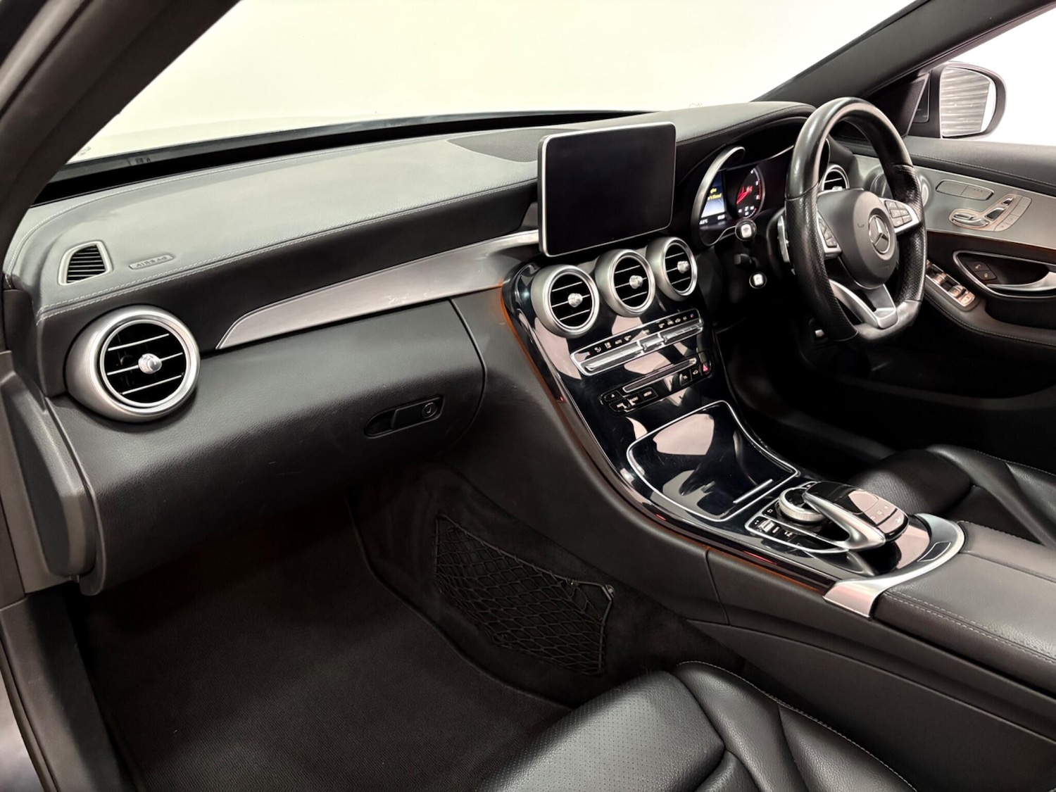 Used Mercedes-Benz C Class 2014 for sale - 76001885: Photo 11