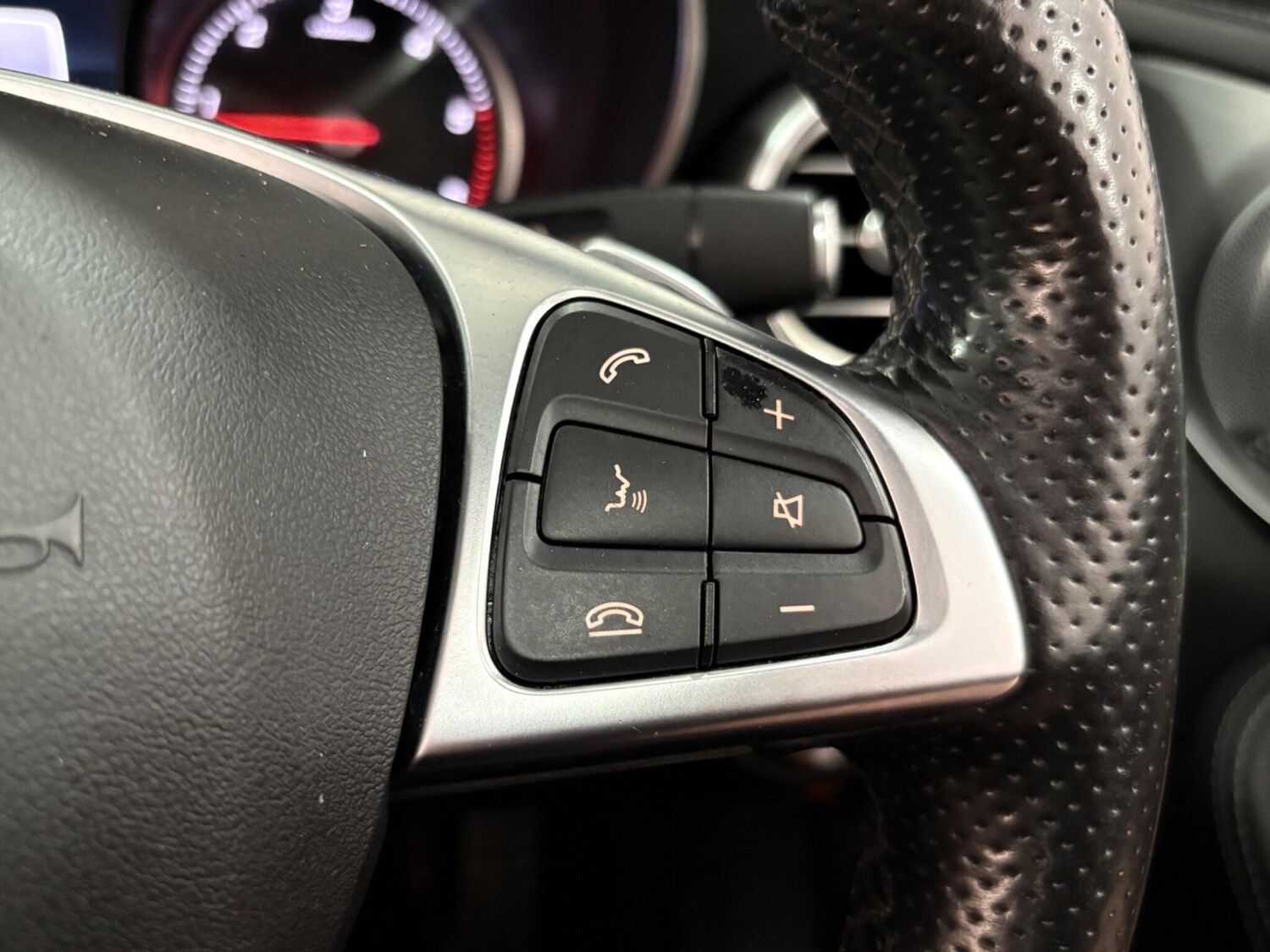 Used Mercedes-Benz C Class 2014 for sale - 76001885: Photo 17