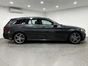 Used Mercedes-Benz C-Class 2014 for sale - 76001885: Photo 2