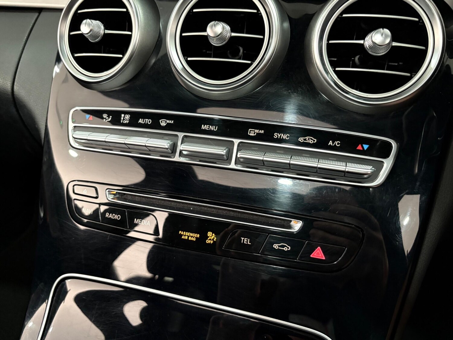 Used Mercedes-Benz C Class 2014 for sale - 76001885: Photo 31