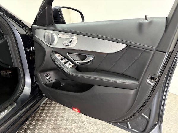 Used Mercedes-Benz C-Class 2014 for sale - 76001885: Photo 38
