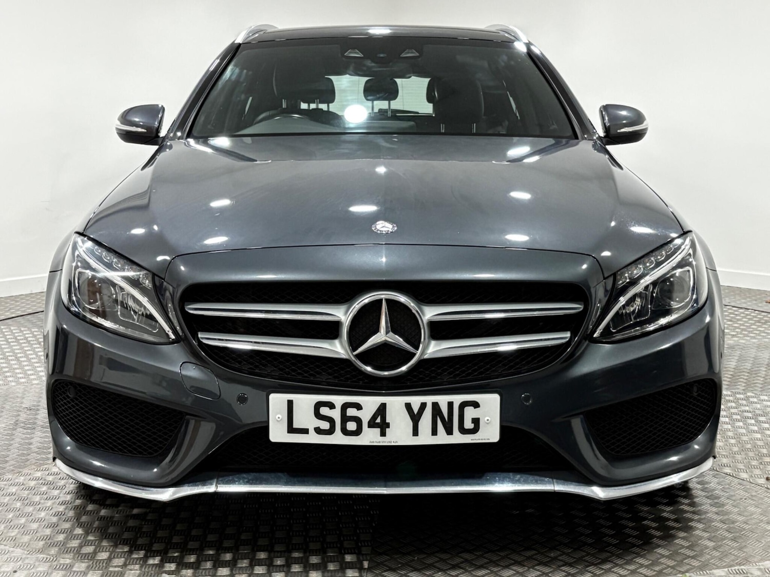 Used Mercedes-Benz C Class 2014 for sale - 76001885: Photo 8