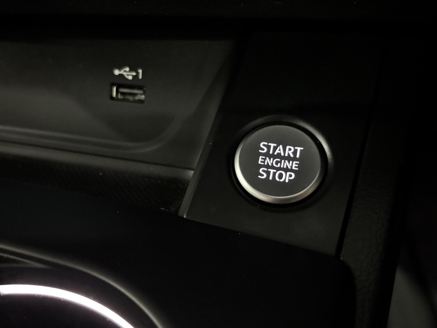 Used Audi A4 2020 for sale - 76239194: Photo 35