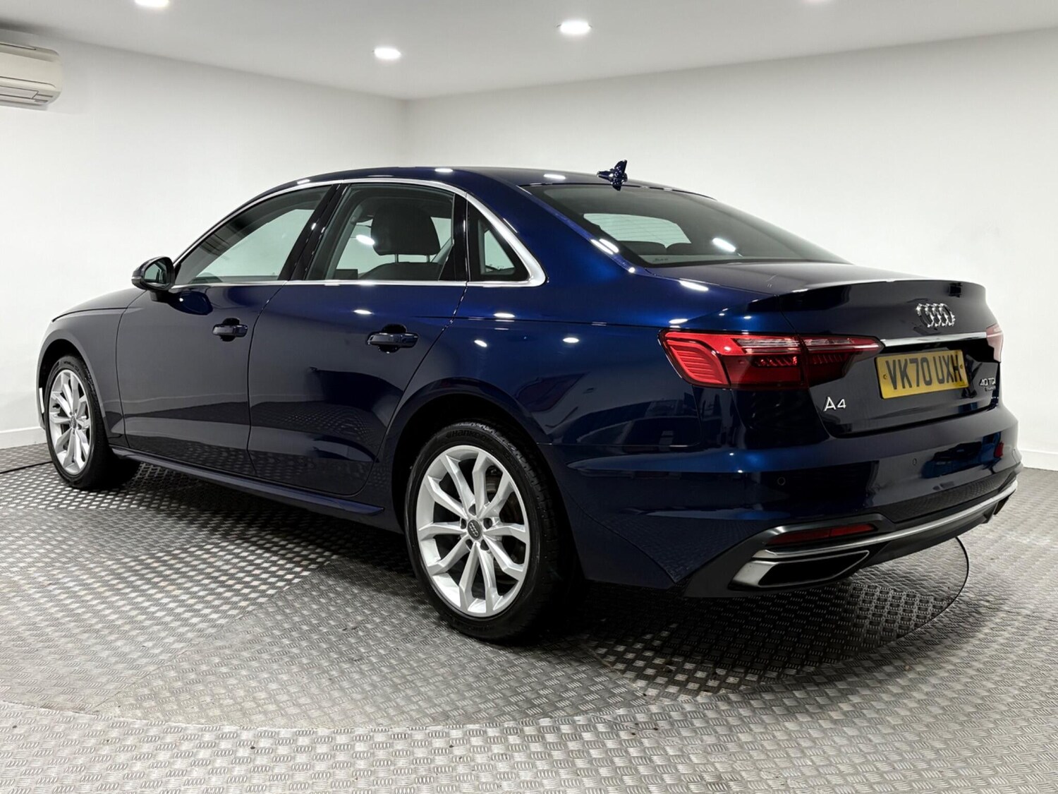 Used Audi A4 2020 for sale - 76239194: Photo 5