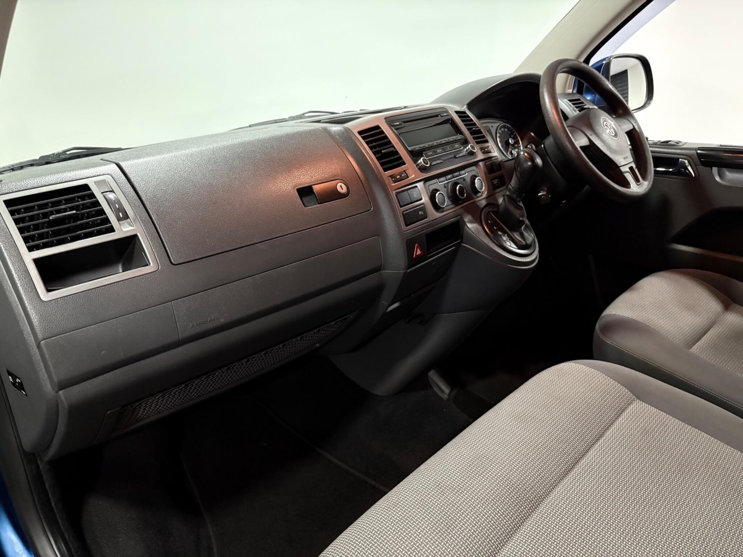 Used Volkswagen Transporter Shuttle 2013 for sale - 77017157: Photo 11