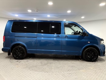 Used Volkswagen Transporter Shuttle 2013 for sale - 77017157: Photo