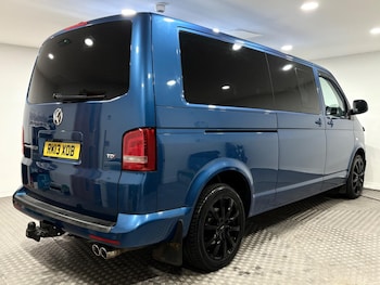 Used Volkswagen Transporter Shuttle 2013 for sale - 77017157: Photo