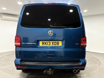 Used Volkswagen Transporter Shuttle 2013 for sale - 77017157: Photo