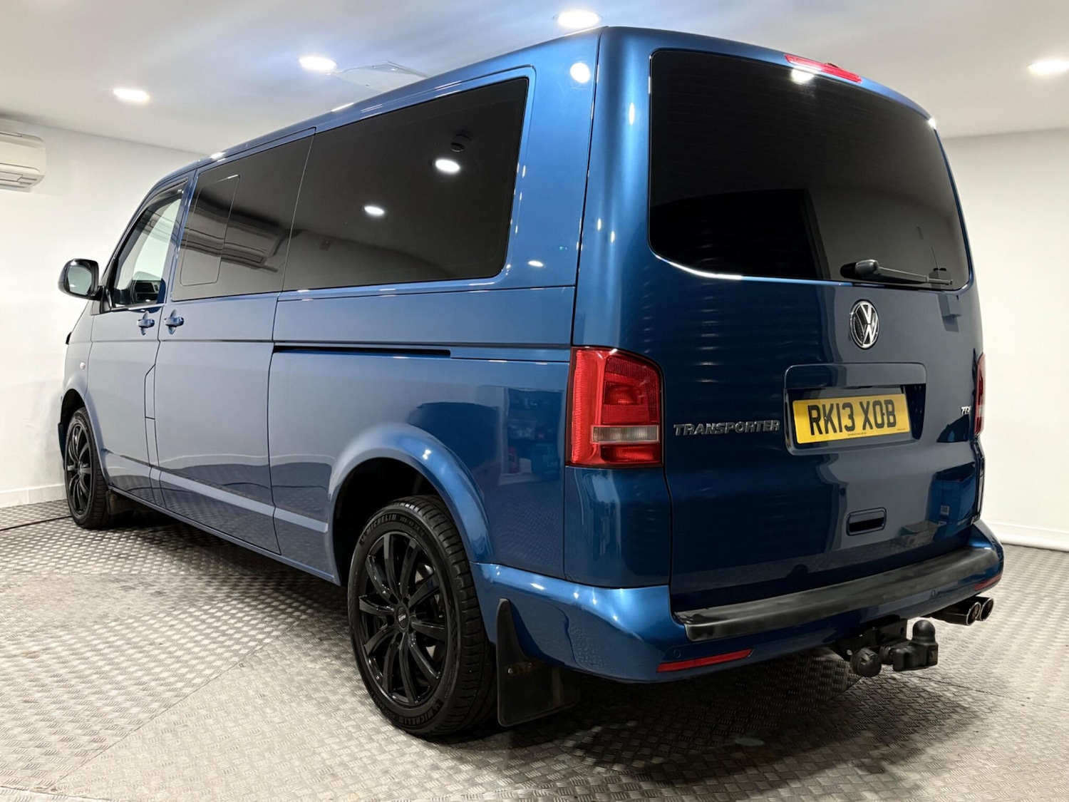 Used Volkswagen Transporter Shuttle 2013 for sale - 77017157: Photo 5