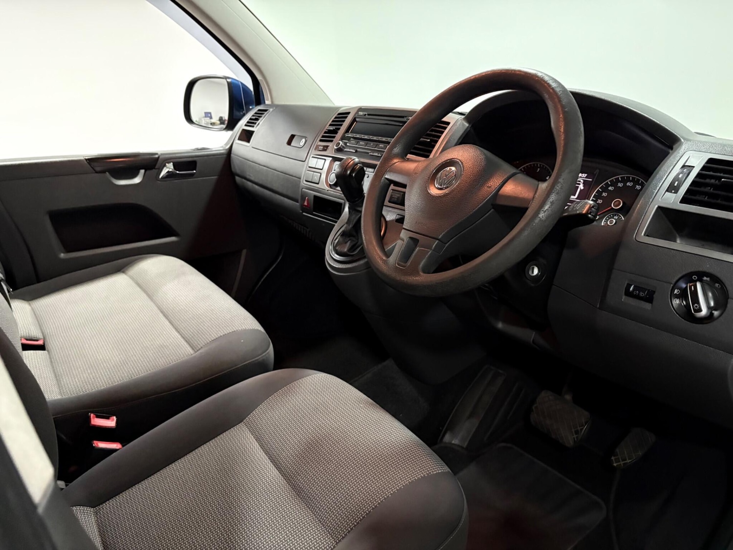 Used Volkswagen Transporter Shuttle 2013 for sale - 77017157: Photo 9