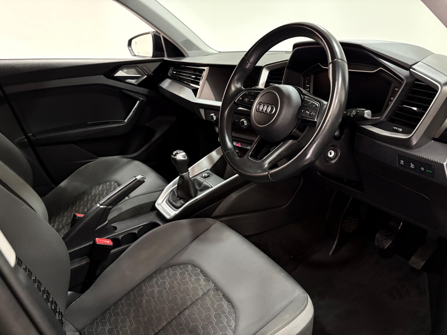 Used Audi A1 2023 for sale - 77021235: Photo 9