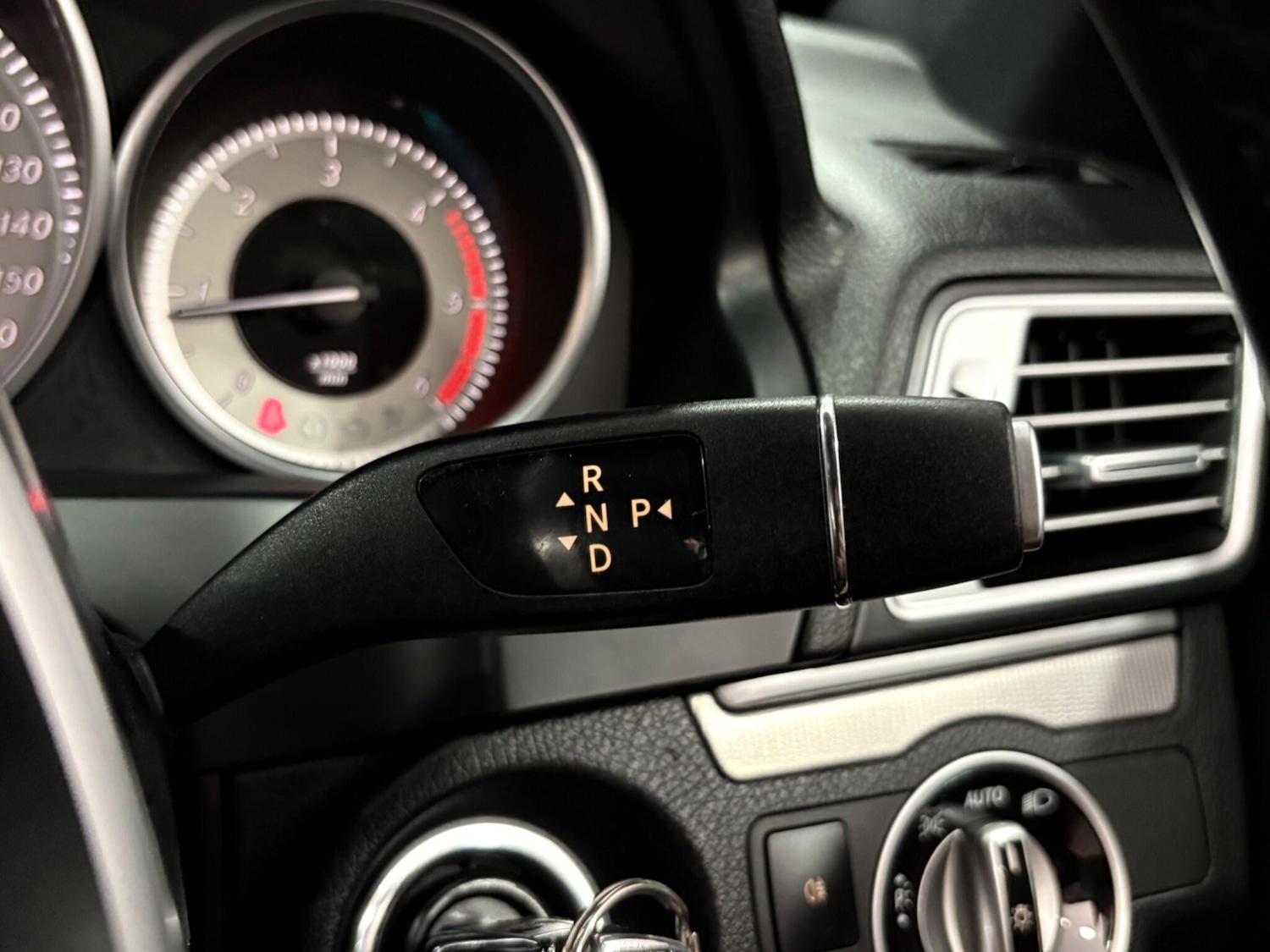 Used Mercedes-Benz E Class 2016 for sale - 78034206: Photo 19