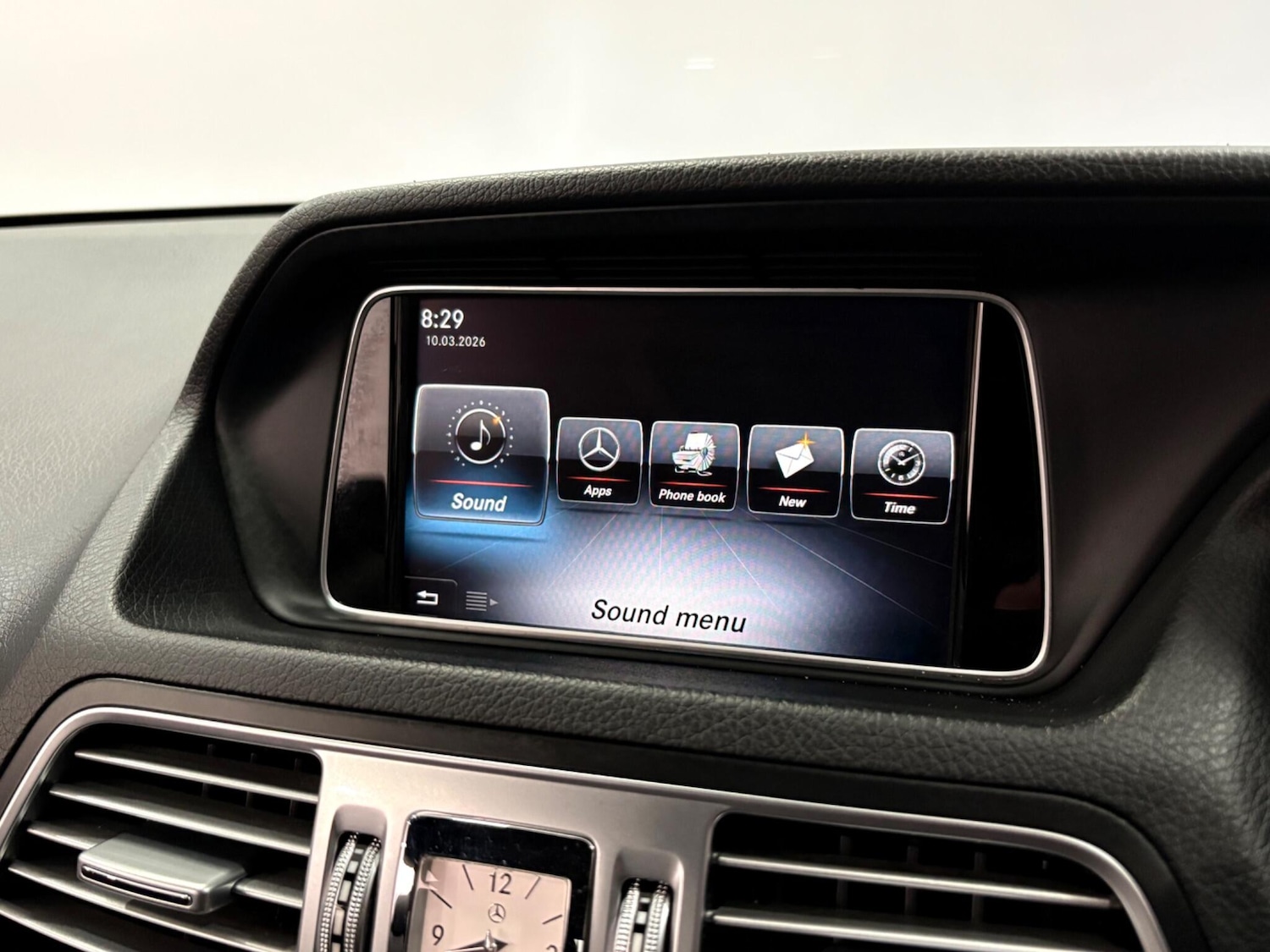 Used Mercedes-Benz E Class 2016 for sale - 78034206: Photo 25