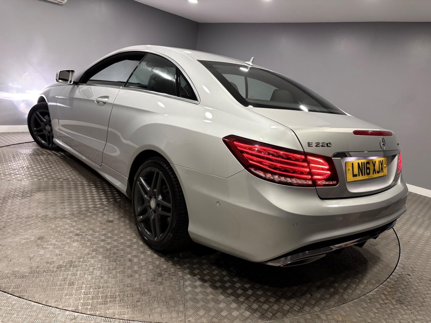 Used Mercedes-Benz E Class 2016 for sale - 78034206: Photo 44